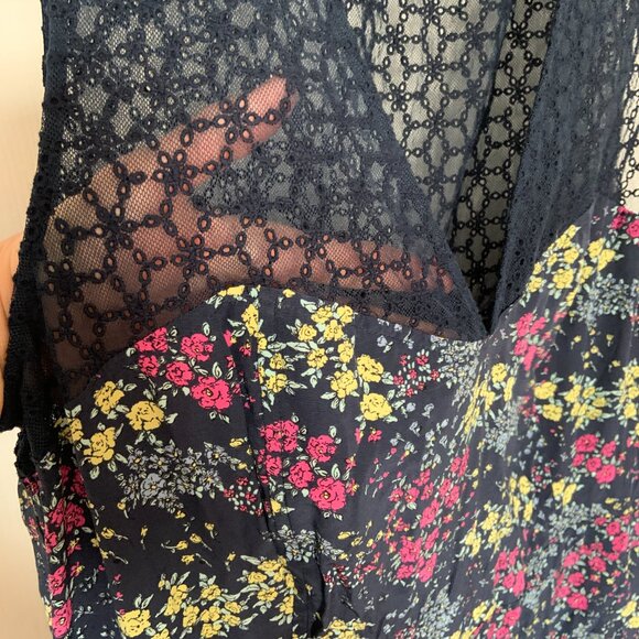 Women's Juicy Couture Silk Jumper Pantsuit Sleeveless Ditsy Floral Print Size 12 - Picture 8 of 15